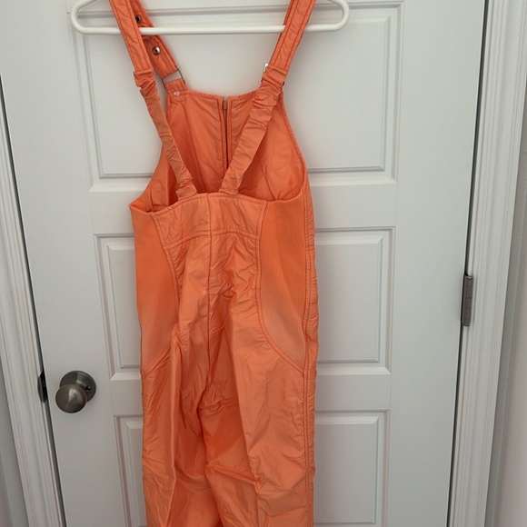 Vintage Snow Bibs - Picture 4 of 9